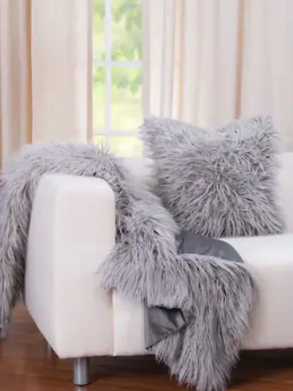 Nordstrom Pom Pom Shaggy Faux Fur Throw with 1 Pillow Cover in Silver Grey